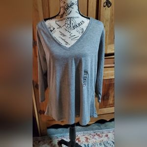 Jennifer Lauren plus gray vneck tunic with quarter length sleeves.  Size 2X.